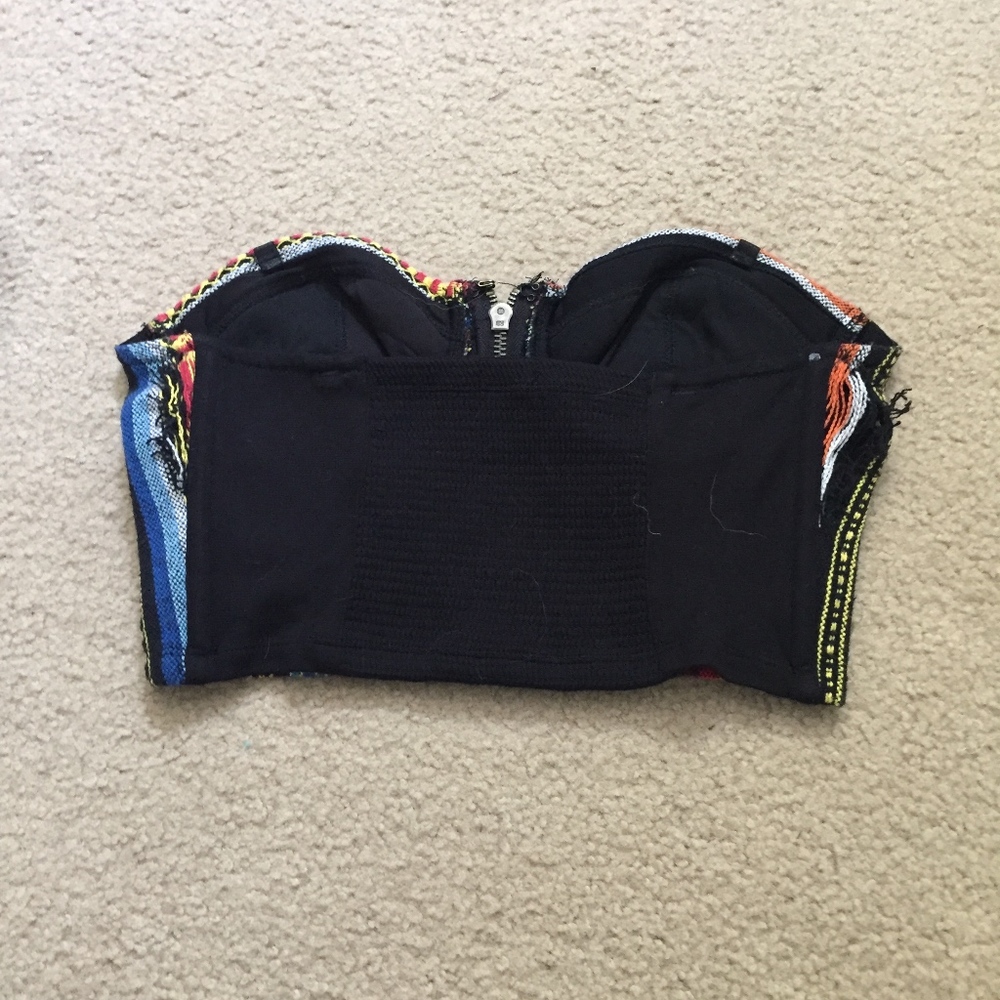 Colorful strapless front zip crop top - Picture 2 of 2